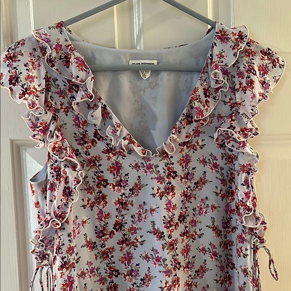 Club Monaco sz 2 could fit 0,2,4 adorable summer flowy dress. - Picture 1 of 4